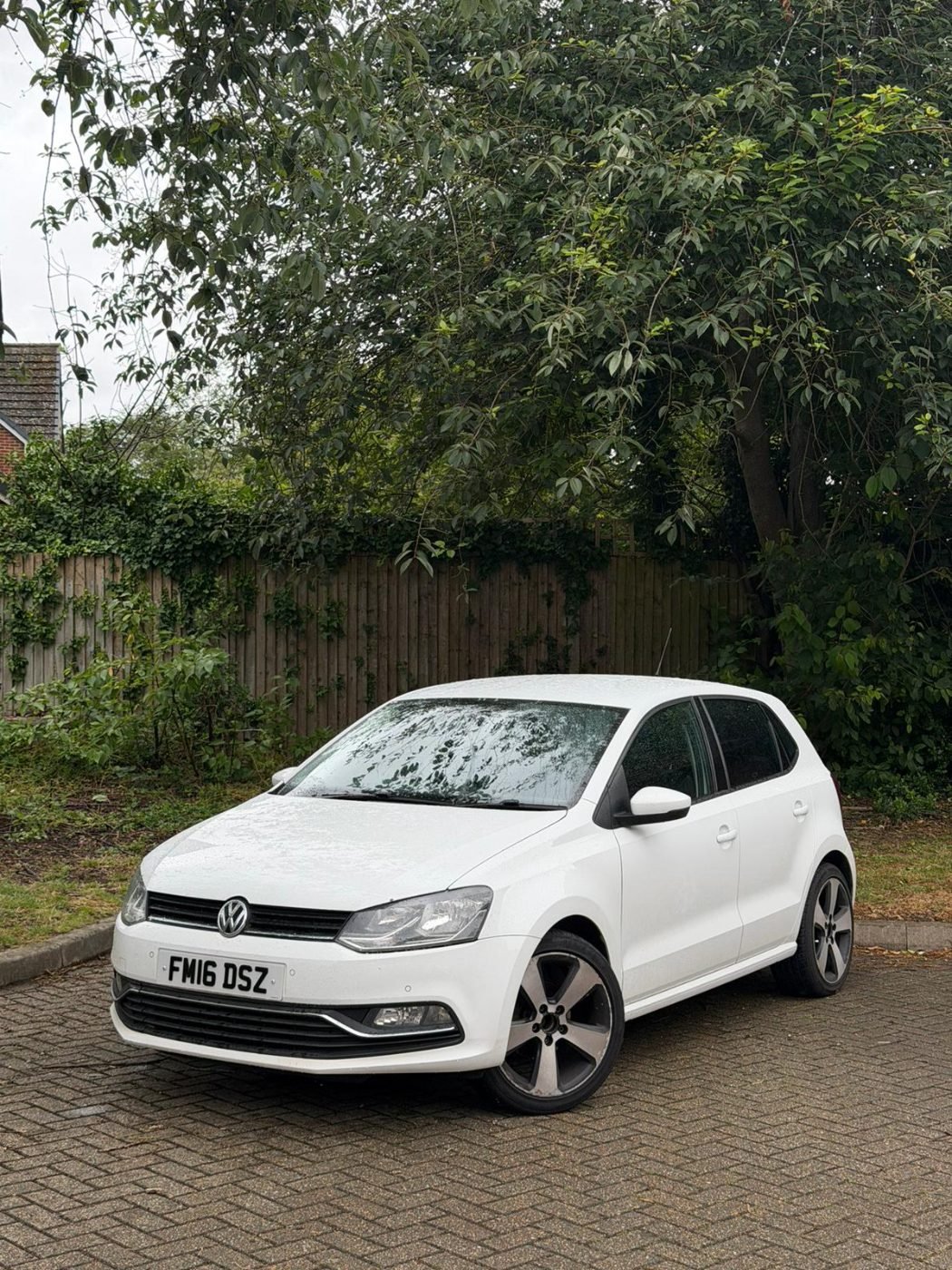 VOLKWAGEN POLO TSI 2016